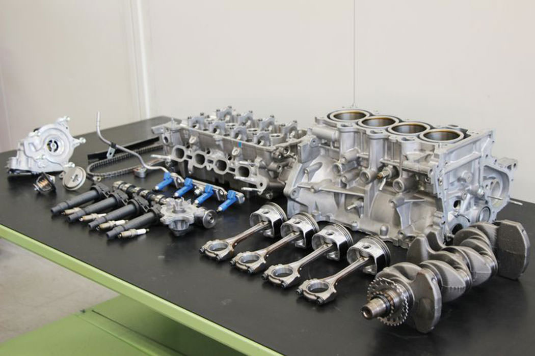 ガソリン・エンジン分解組み付け